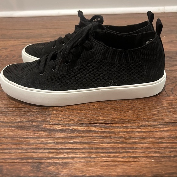 Marc Fisher Sashya Lace-Up Knit Sneakers Size 9M - Picture 8 of 9